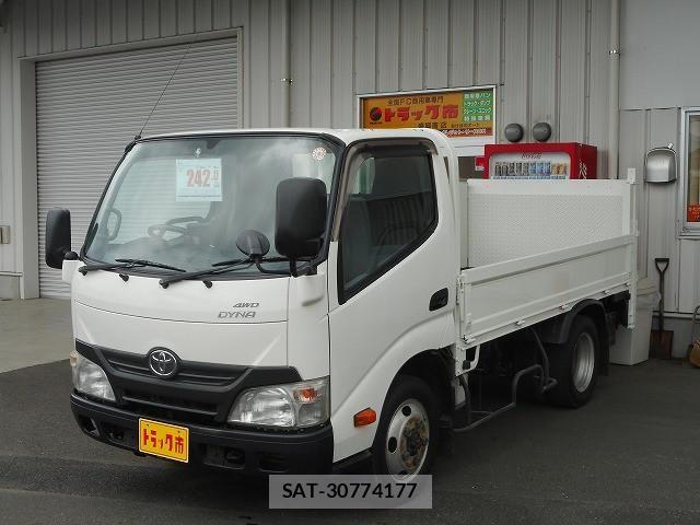 Toyota DYNA TRUCK 2013-11 8229744-0