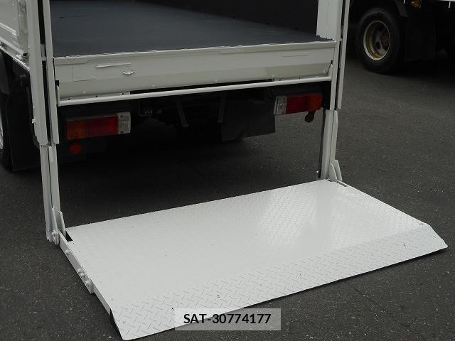 Toyota DYNA TRUCK 2013-11 8229744-10