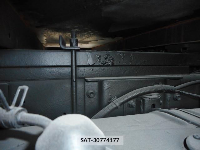 Toyota DYNA TRUCK 2013-11 8229744-19