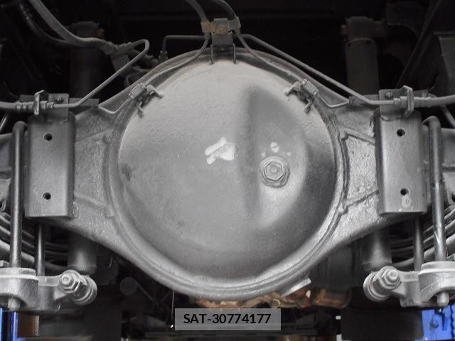 Toyota DYNA TRUCK 2013-11 8229744-27
