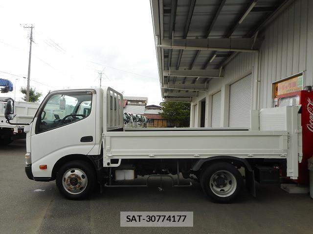 Toyota DYNA TRUCK 2013-11 8229744-4