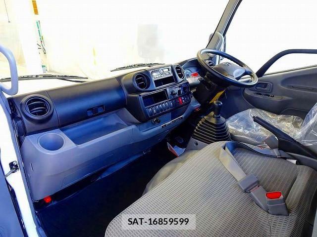 Toyota DYNA TRUCK 2018-09 8229722-6