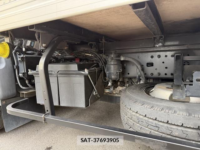 Toyota DYNA TRUCK 2018-06 8229718-9