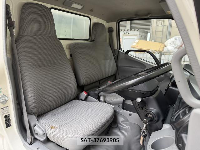 Toyota DYNA TRUCK 2018-06 8229718-15