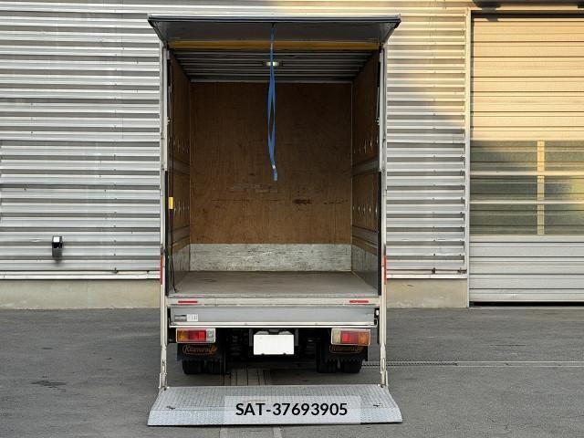 Toyota DYNA TRUCK 2018-06 8229718-4