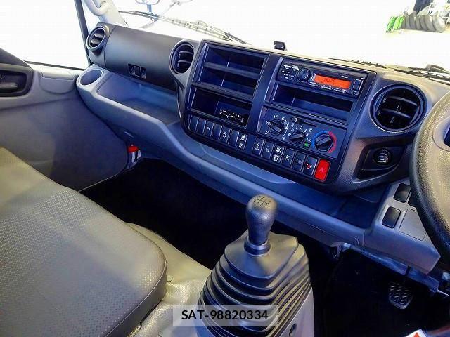 Toyota DYNA TRUCK 2022-10 8229701-9