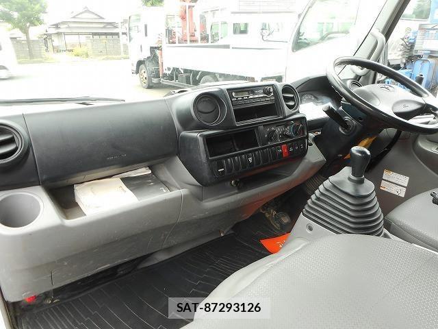 Toyota DYNA TRUCK 2012-01 8229741-18