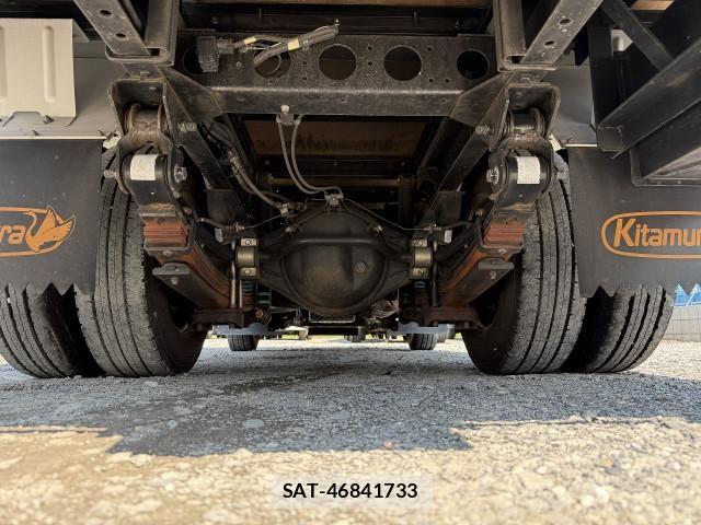Toyota DYNA TRUCK 2018-06 8229730-11