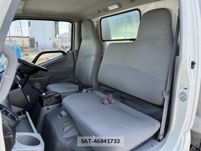 Toyota DYNA TRUCK 2018-06 8229730-18