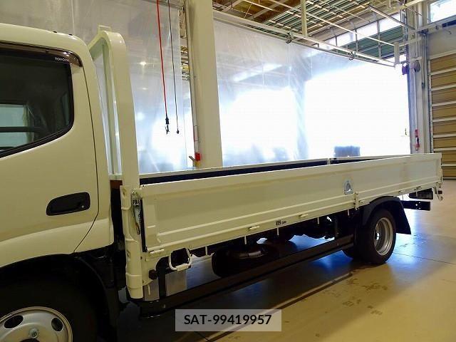 Toyota DYNA TRUCK 2021-01 8229705-24