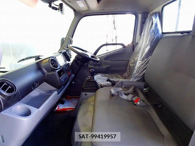Toyota DYNA TRUCK 2021-01 8229705-8