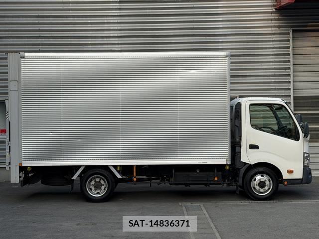 Toyota DYNA TRUCK 2018-06 8229719-2