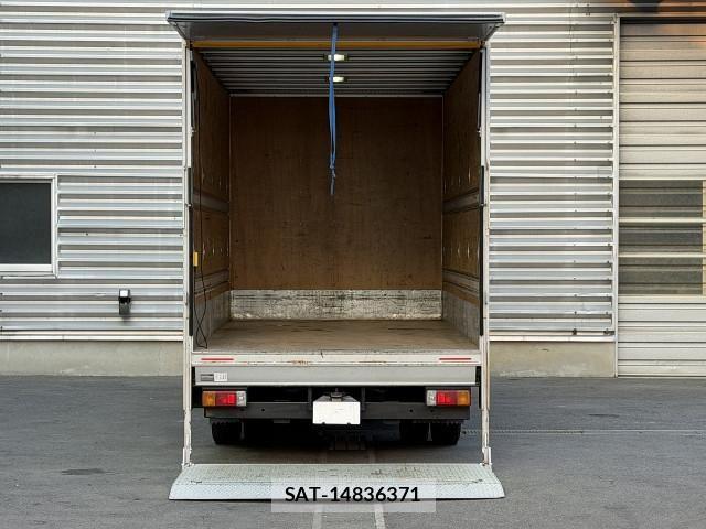 Toyota DYNA TRUCK 2018-06 8229719-4