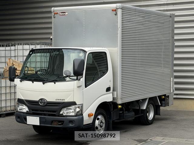 Toyota DYNA TRUCK 2018-06 8229720-0