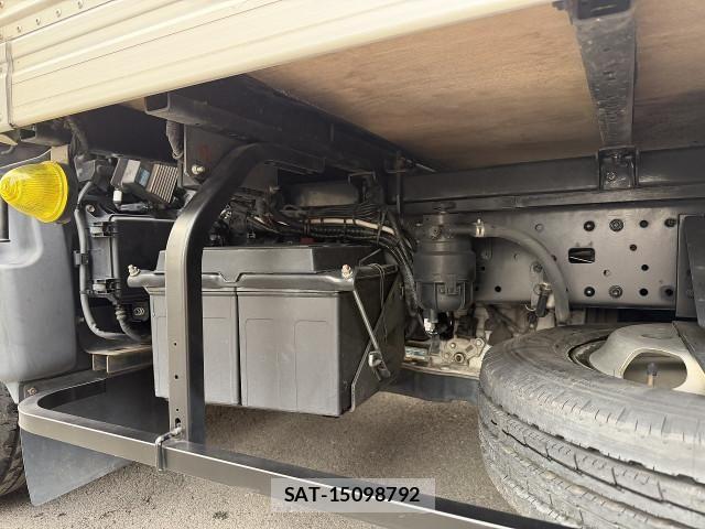 Toyota DYNA TRUCK 2018-06 8229720-9