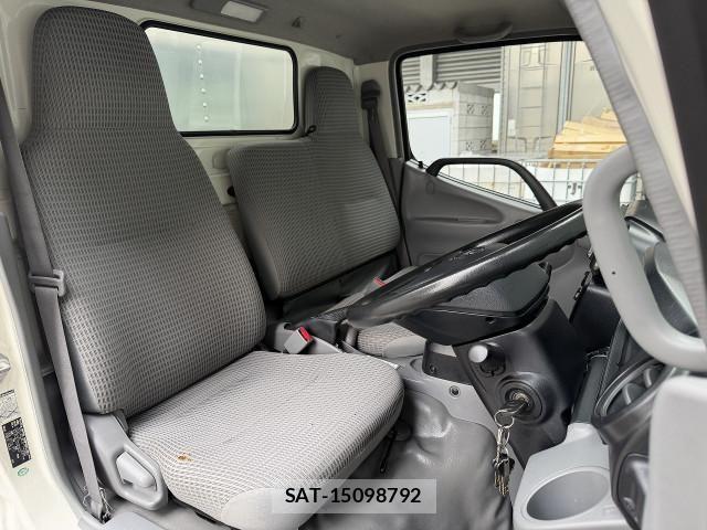 Toyota DYNA TRUCK 2018-06 8229720-15