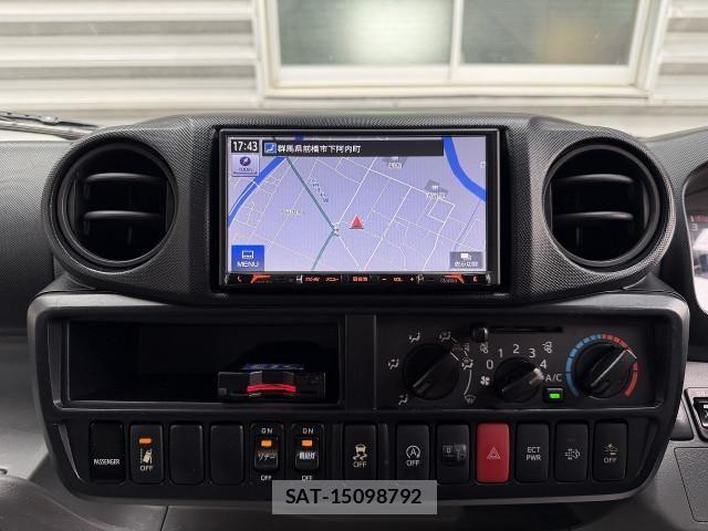 Toyota DYNA TRUCK 2018-06 8229720-17
