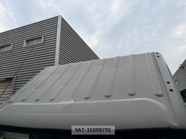Toyota DYNA TRUCK 2018-06 8229720-21