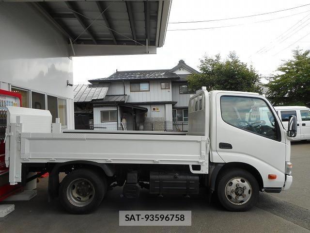 Toyota DYNA TRUCK 2013-07 8229743-3