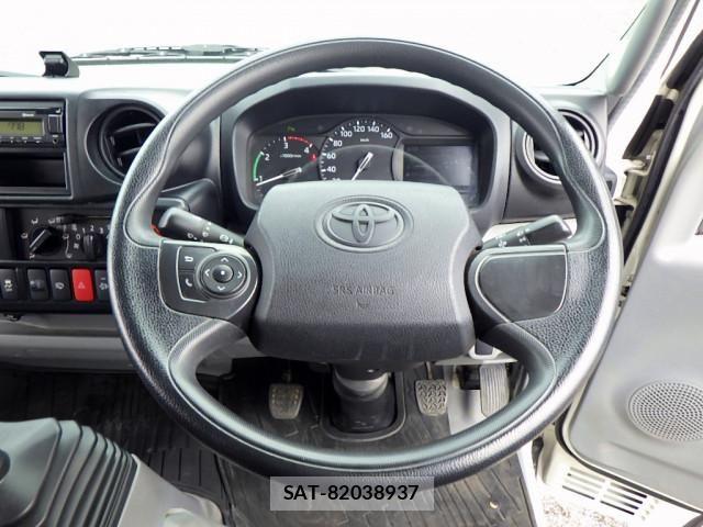 Toyota DYNA TRUCK 2022-03 8229713-11