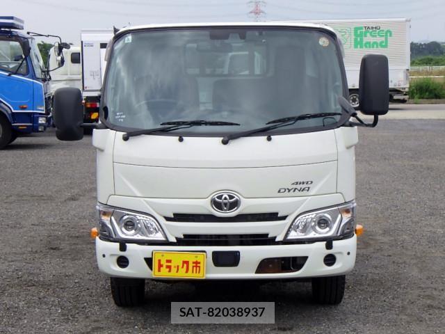 Toyota DYNA TRUCK 2022-03 8229713-2