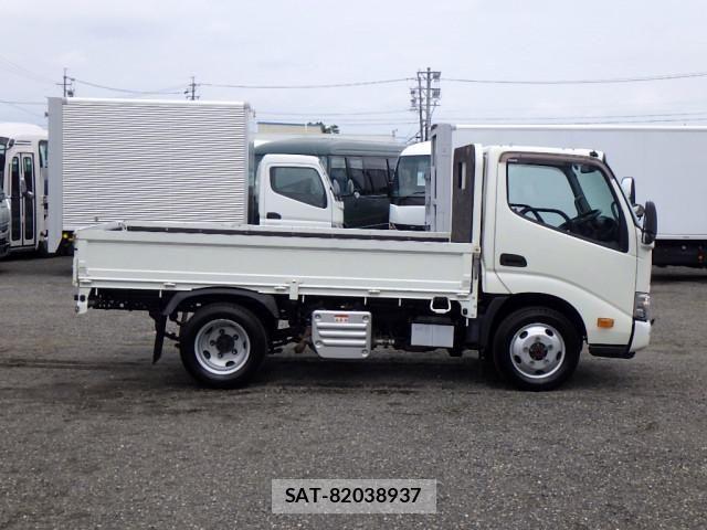 Toyota DYNA TRUCK 2022-03 8229713-4