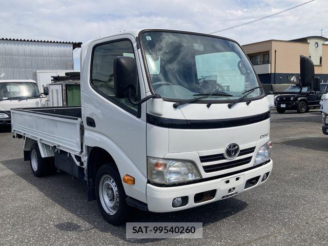Toyota DYNA TRUCK 2013-06 8245110-0