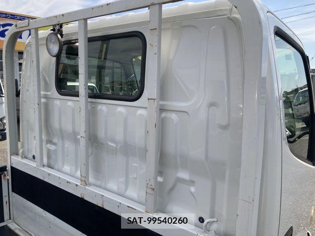 Toyota DYNA TRUCK 2013-06 8245110-17