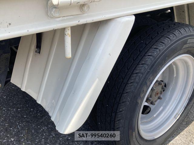 Toyota DYNA TRUCK 2013-06 8245110-18