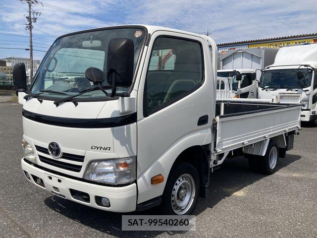 Toyota DYNA TRUCK 2013-06 8245110-1
