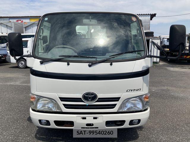 Toyota DYNA TRUCK 2013-06 8245110-20