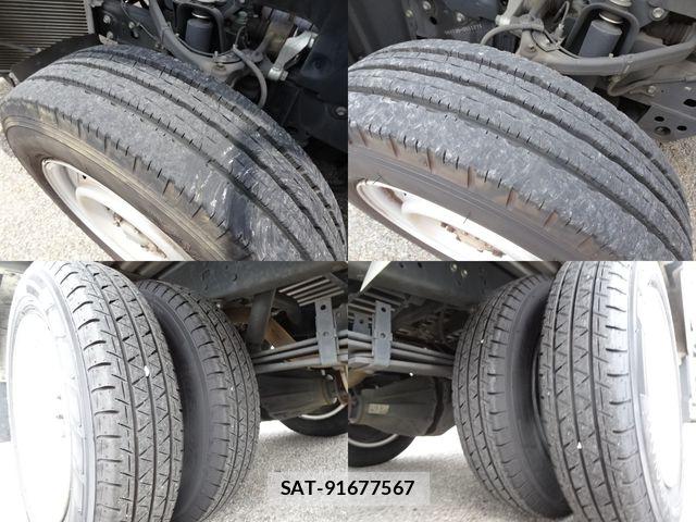 Toyota DYNA TRUCK 2023-08 8245107-8