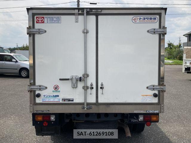 Toyota DYNA TRUCK 2015-12 8245108-22