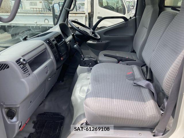 Toyota DYNA TRUCK 2015-12 8245108-5