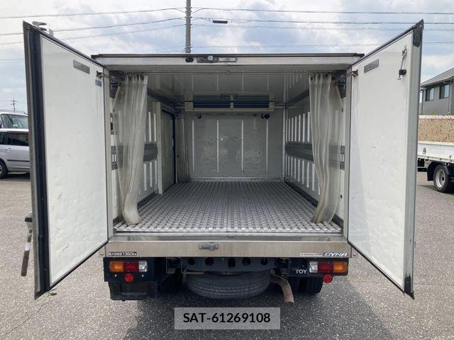 Toyota DYNA TRUCK 2015-12 8245108-7