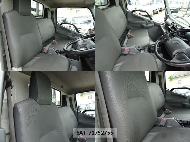 Toyota DYNA TRUCK 2021-07 8245106-9