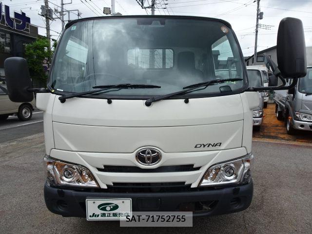 Toyota DYNA TRUCK 2021-07 8245106-1
