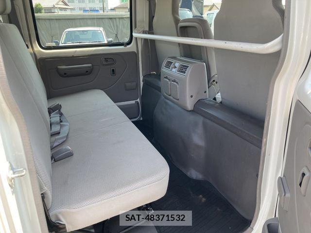 Toyota DYNA TRUCK 2013-04 8245109-10