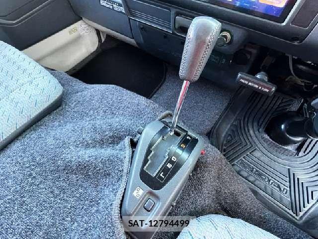 Toyota DYNA TRUCK 2000-07 8314275-3