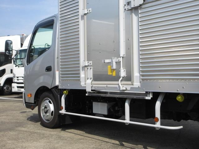 Toyota DYNA TRUCK 2020-10 8311085-18