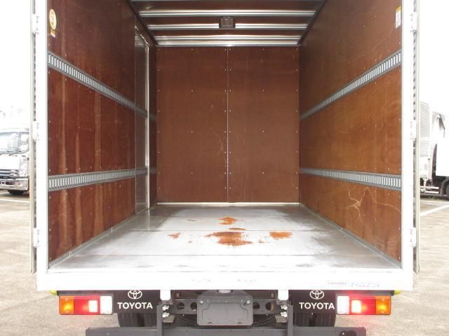 Toyota DYNA TRUCK 2020-10 8311085-24