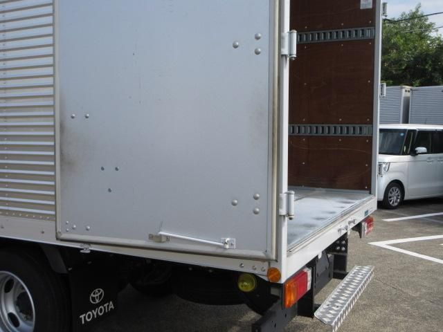 Toyota DYNA TRUCK 2020-10 8311085-28