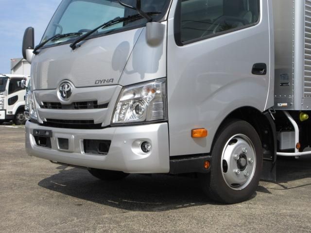 Toyota DYNA TRUCK 2020-10 8311085-6