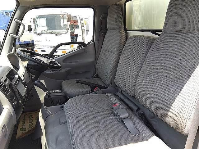 Toyota DYNA TRUCK 2015-09 8311086-13
