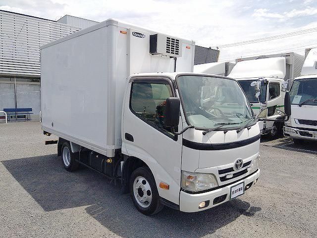 Toyota DYNA TRUCK 2015-09 8311086-1