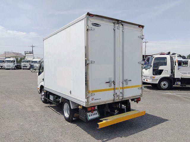 Toyota DYNA TRUCK 2015-09 8311086-3