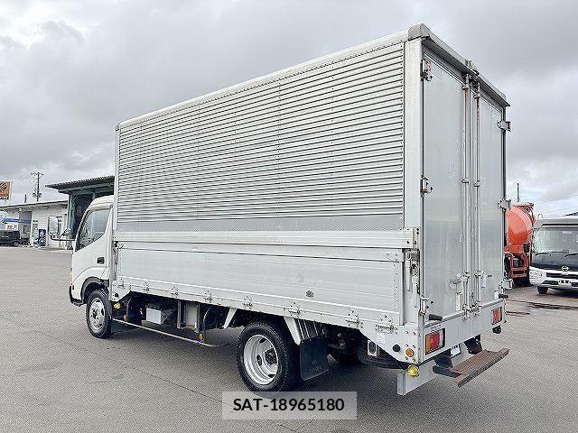 Toyota DYNA TRUCK 2006-07 8335639-3