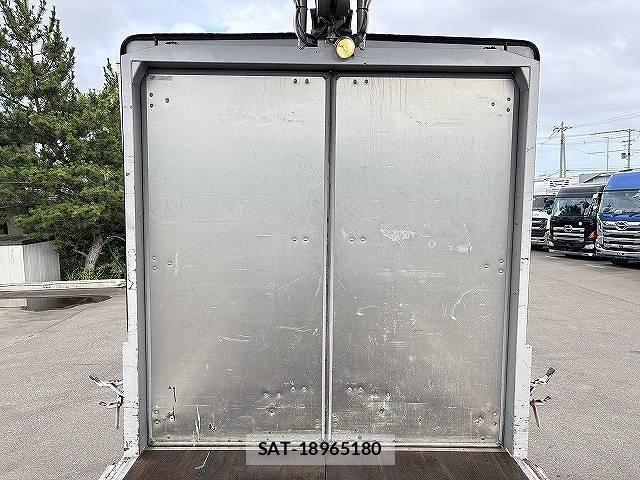 Toyota DYNA TRUCK 2006-07 8335639-6