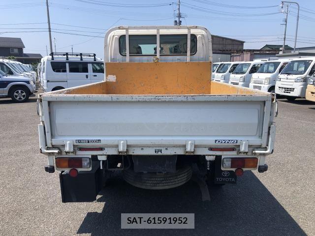 Toyota DYNA TRUCK 2013-07 8335642-5