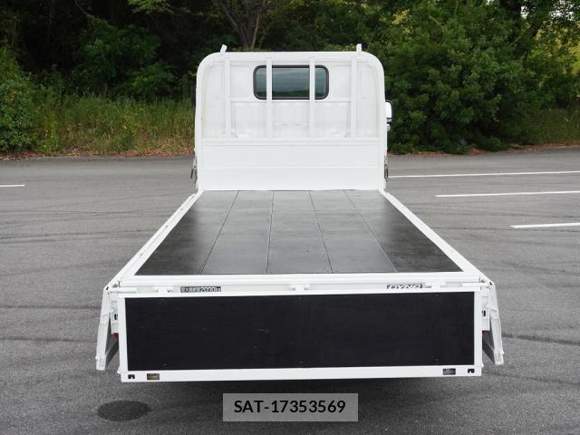 Toyota DYNA TRUCK 2019-08 8335641-15